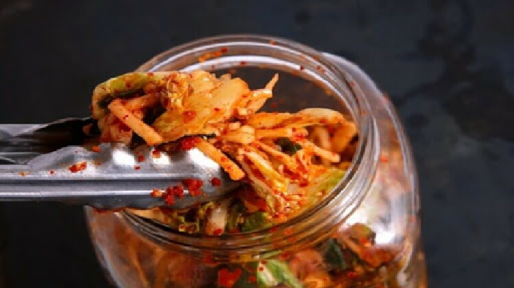 Làm Kimchi tại nhà đảm bảo cho sức khỏe