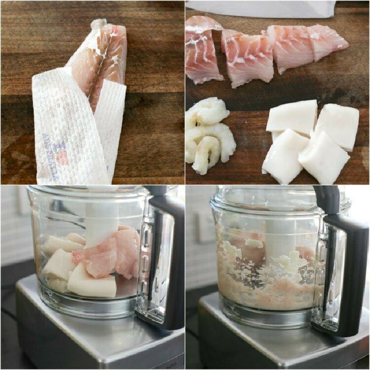 Thành phần chính của chả cá xiên Hàn Quốc là thịt cá biển Thành phần chính của chả cá xiên Hàn Quốc là thịt cá biển