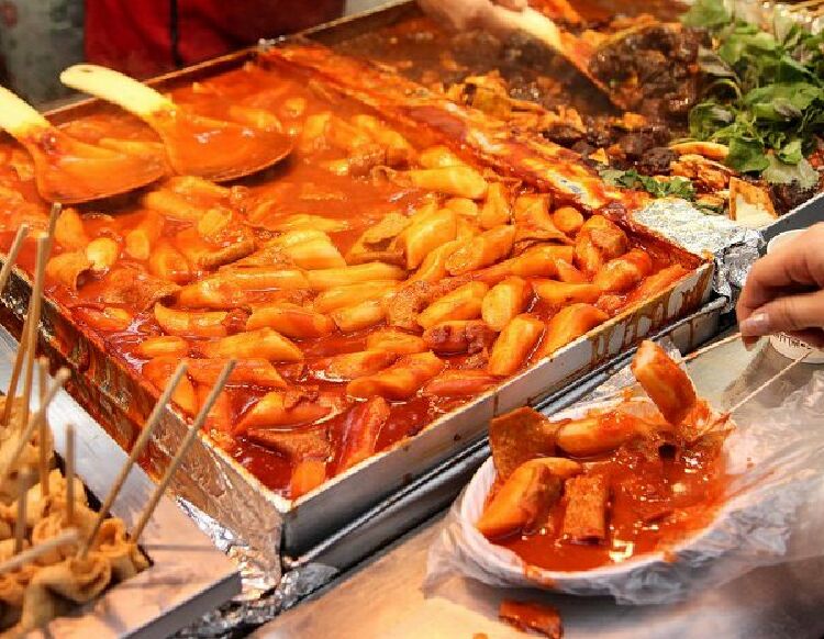 Món ăn đường phố Hàn Quốc - Tokbokki